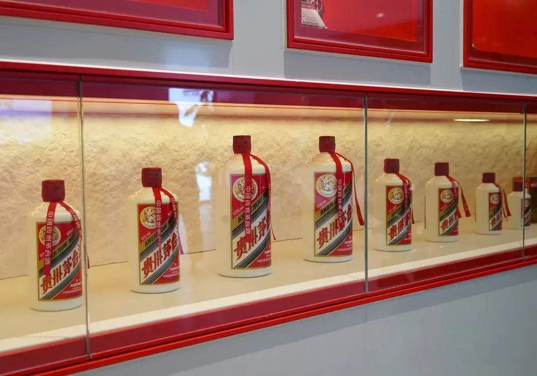茅台陈列.jpg