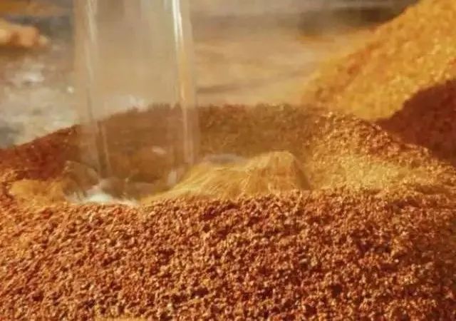 茅台酒工艺 高温蒸煮 沙.jpg 茅台酒工艺 高温蒸煮 沙.jpg