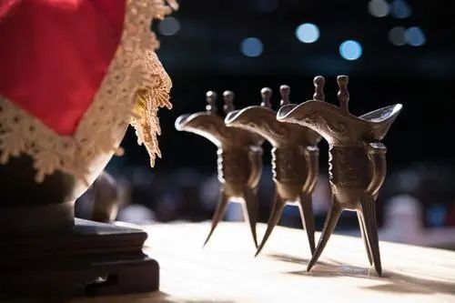 酒在中国历史上的意义:一樽流淌千年的文化长河2.jpg 酒在中国历史上的意义:一樽流淌千年的文化长河2.jpg